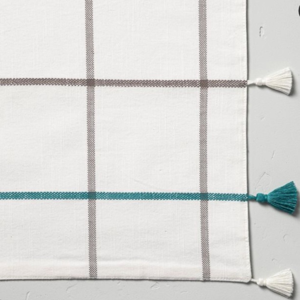 Hearth & Hand Windowpane Plaid Tassel Placemats - Set of 5 - Picture 3 of 7